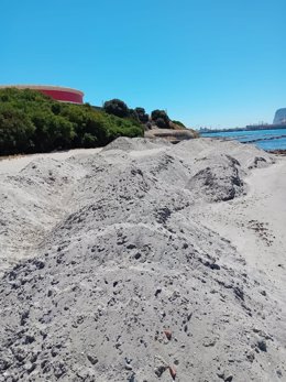 Arena de la playa de Guadarranque en San Roque (Cádiz)