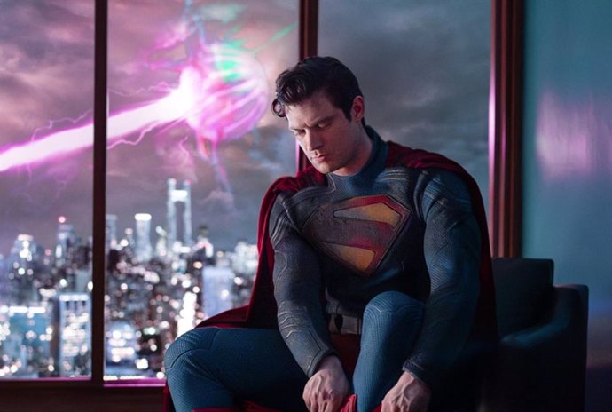 Archivo - Primera imagen oficial de David Corenswet como Superman