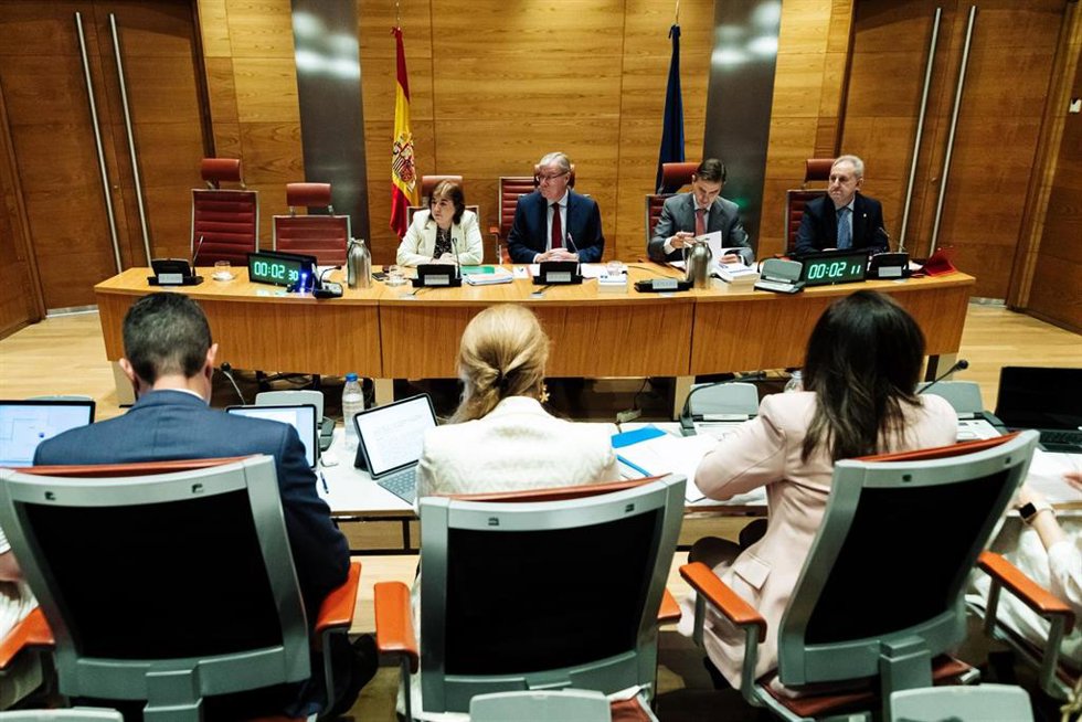 La presidenta interina del Consejo de Administración de la Corporación RTVE, Concepción Cascajosa, comparece durante la Comisión Mixta de Control Parlamentario de la Corporación RTVE y sus Sociedades, en el Senado, a 28 de mayo de 2024, en Madrid (Españ