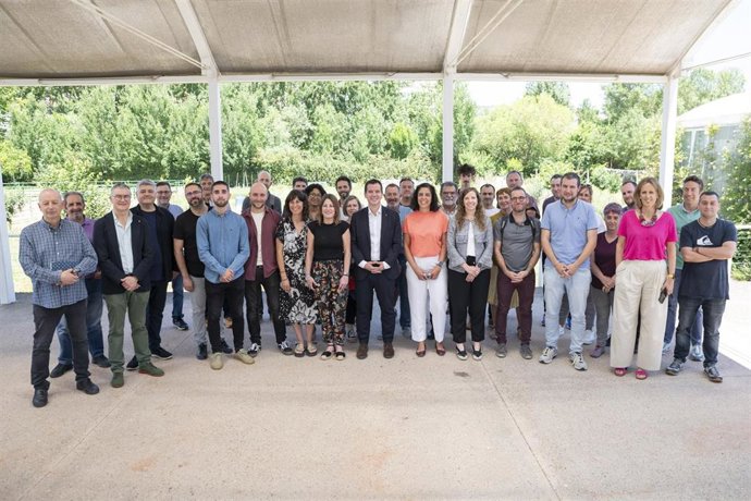 Industria presenta la Oficina de Transformación Comunitaria de Navarra, que impulsará la creación de comunidades energéticas en todo el territorio a través de seis oficinas de información y asesoramiento técnico.