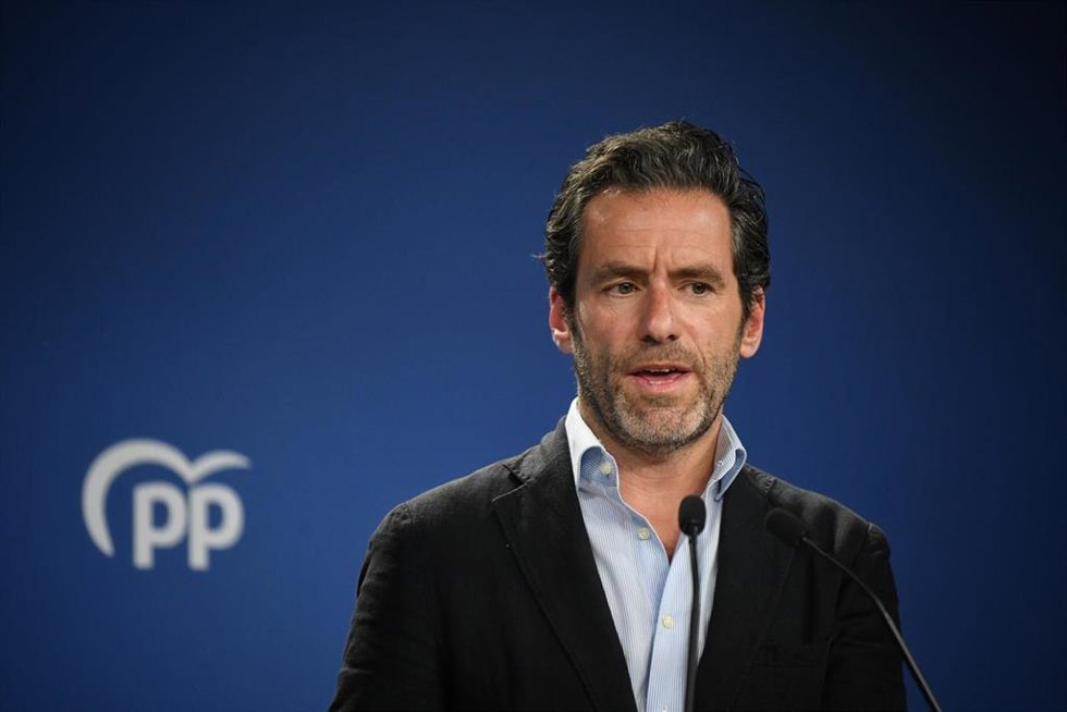 El portavoz y vicesecretario de Cultura del PP, Borja Sémper, durante una rueda de prensa en la sede del partido, a 4 de junio de 2024, en Madrid (España). Durante la comparecencia, el Partido Popular ha exigido a Sánchez que asuma su responsabilidad de