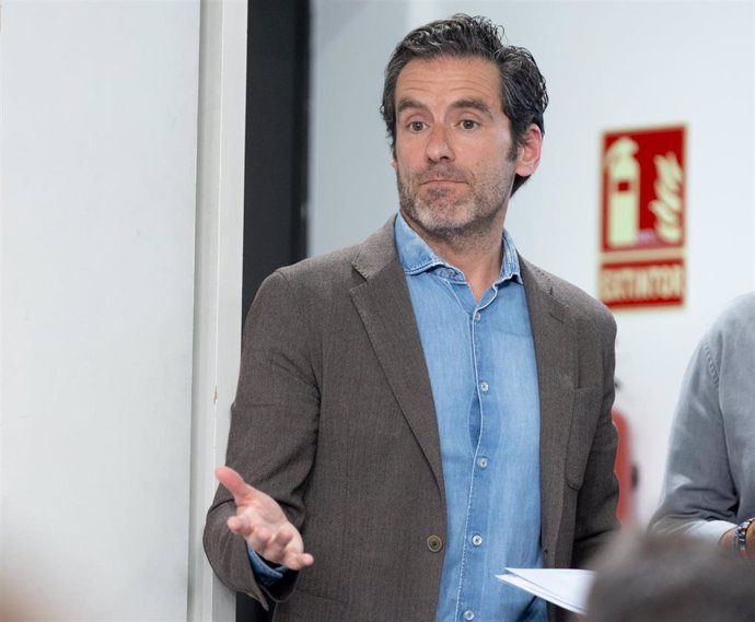 El portavoz y vicesecretario de Cultura del PP, Borja Sémper,  a su salida de una rueda de prensa posterior a la reunión del Comité de Dirección del Partido Popular, en la sede nacional del PP, a 10 de junio de 2024, en Madrid (España). 