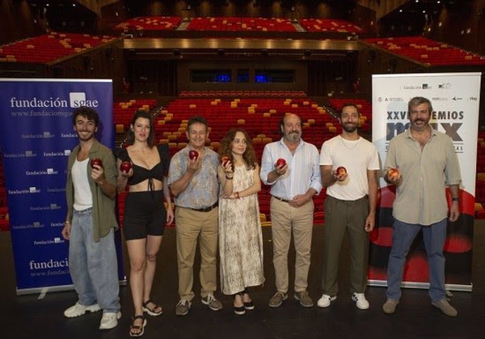 De izquierda a derecha, Luis Alberto Dominguez, Raquel de Sola, Alfonso Zurro, Olga Pericet, Juan Motilla, Piermario Salerno y José Lucas Chaves.