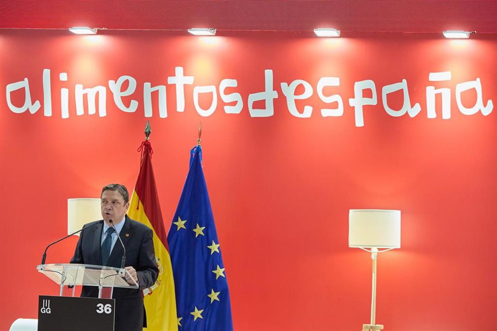 Archivo - El ministro de Agricultura, Pesca y Alimentación, Luis Planas, interviene en la inauguración de la 36 Edición del Salón Gourmets 2023 en Madrid, 