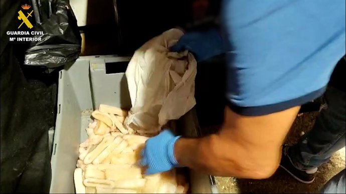 Alimentos en mal estado incautados en la feria de Chiclana.