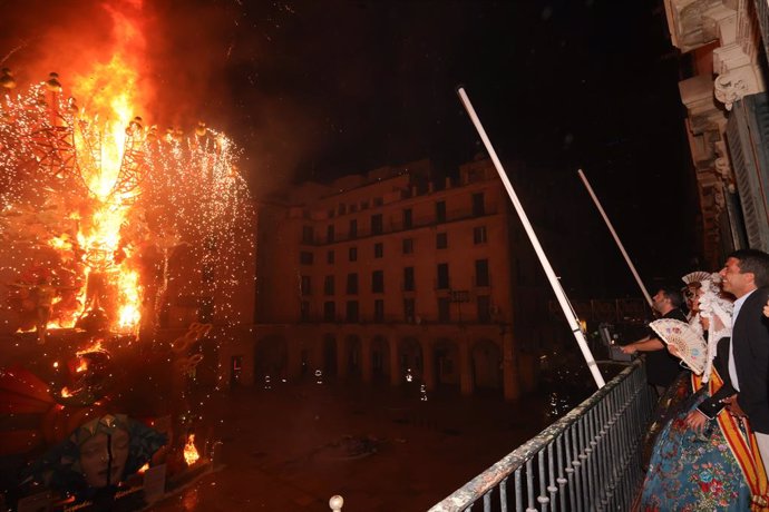 Cremà de la Foguera Oficial d'Alacant 2024