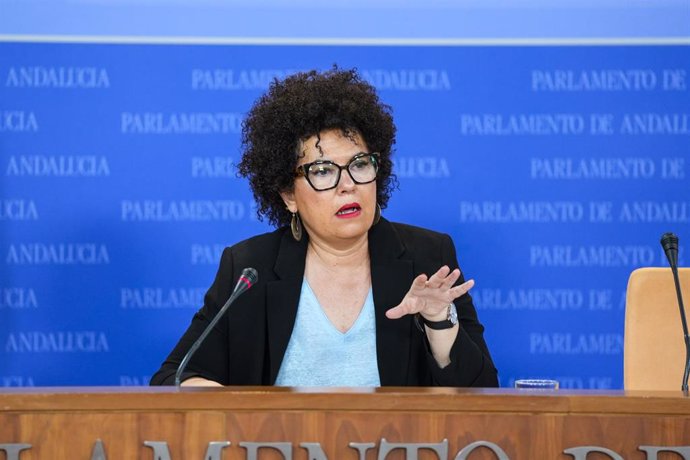 La presidenta del Grupo Parlamentario Mixto-Adelante Andalucía, Maribel Mora, en una imagen de archivo.