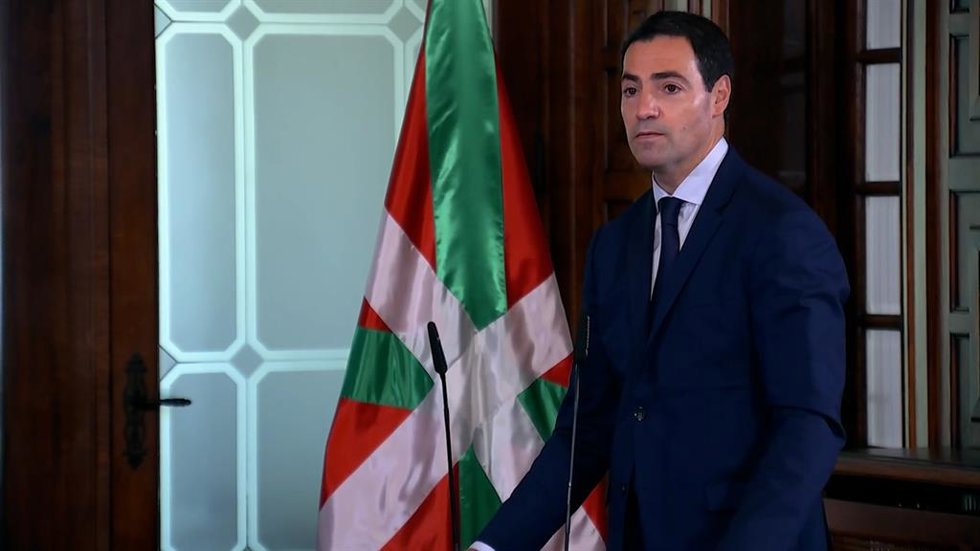 Pradales se compromete a "gobernar para todos en una Euskadi plural y diversa"