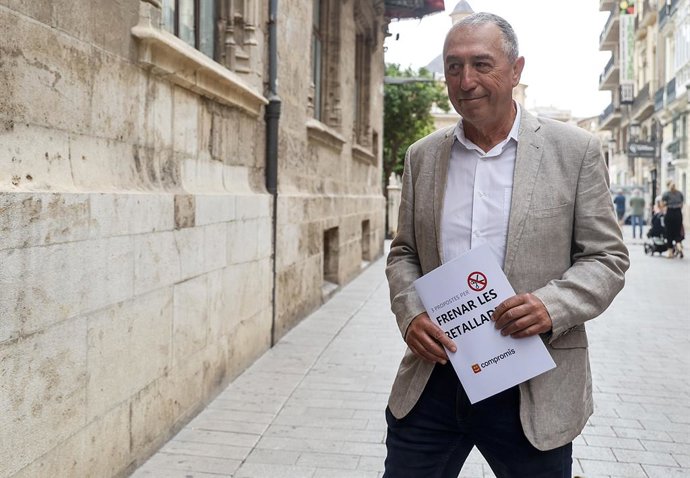 El síndic de Compromís, Joan Baldoví, a la seua arribada al Palau de la Generalitat