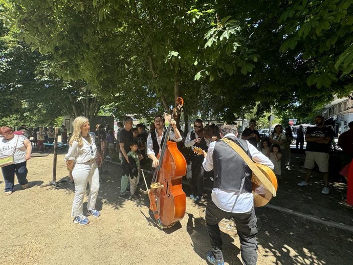 La concejal de Educación y Cultura, Irene Carvajal, en una de las actividades de San Juan en Valladolid.