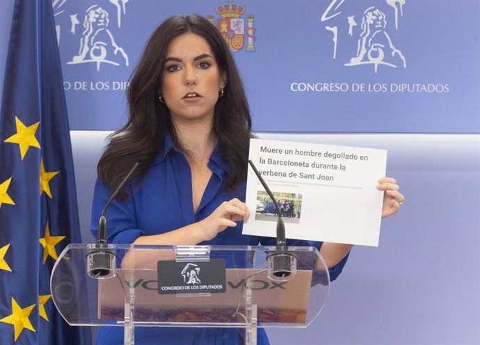 La portavoz de VOX en el Congreso, Pepa Millán, durante una rueda de prensa anterior a la Junta de portavoces, en el Congreso de los Diputados, a 25 de junio de 2024, en Madrid (España).