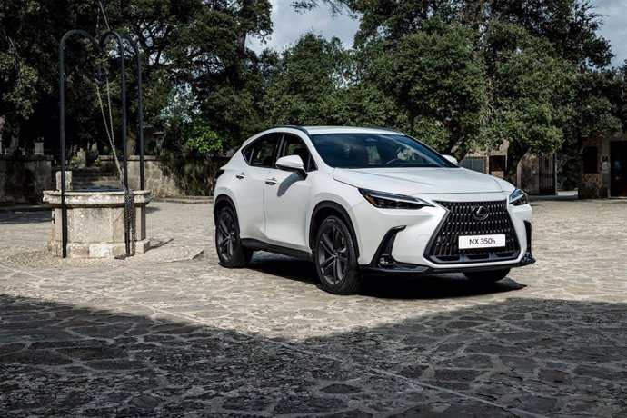 Economía/Motor.- Lexus amplía su gama NX con nuevos acabados desde 55.400 euros