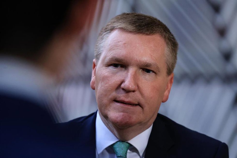 Archivo - Michael McGrath, ministro de Finanzas de Irlanda