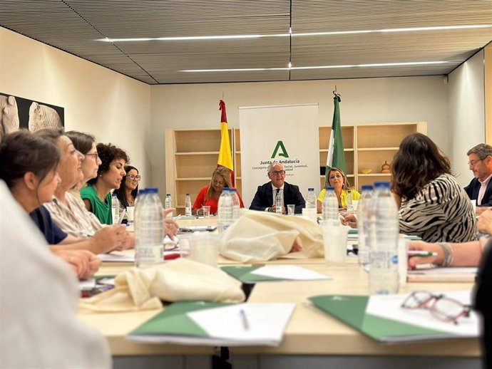 Reunión de la Comisión Provincial de Seguimiento contra la Violencia de Género.