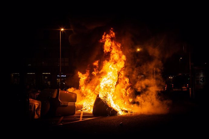 Archivo - Protesta dels CDR amb motiu del tercer aniversari de l'1-O