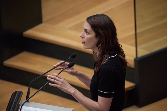 La portavoz de Más Madrid en el Ayuntamiento de Madrid, Rita Maestre, interviene durante un pleno extraordinario del Ayuntamiento de Madrid, en el Palacio de Cibeles, a 25 de junio de 2024, en Madrid (España). El Pleno del Ayuntamiento de Madrid debate so