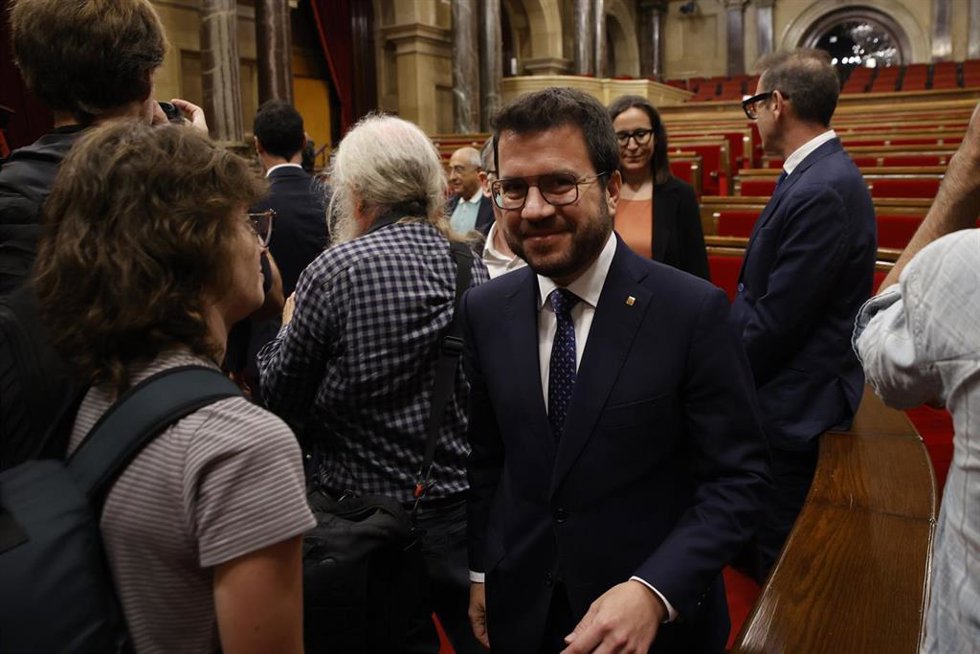 El presidente de la Generalitat en funciones, Pere Aragons, durante el pleno de constitución de la XV legislatura del Parlament de Catalunya, a 10 de junio de 2024, en Barcelona, Catalunya (España)