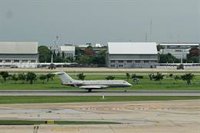 El avión de Assange despega de Tailandia rumbo a las Islas Marianas