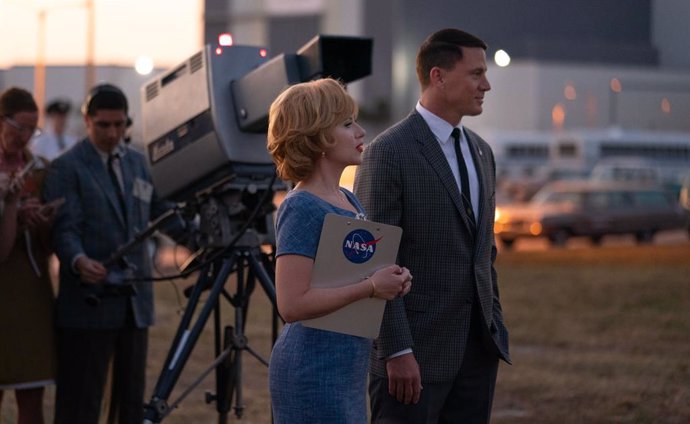 Carrera espacial entre Scarlett Johansson y Channing Tatum en el nuevo tráiler de Fly Me to the Moon