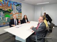 Rueda y Abel Caballero valoran su primera reunión como "punto de inflexión" para normalizar relaciones institucionales