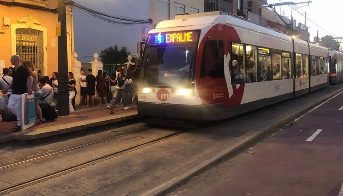 Metrovalencia desplaça a més de 150.000 persones durant la nit de Sant Joan