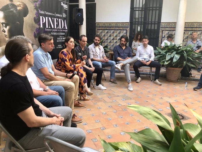 Encuentro con el elenco creativo de Ballet Flamenco de Andalucía.