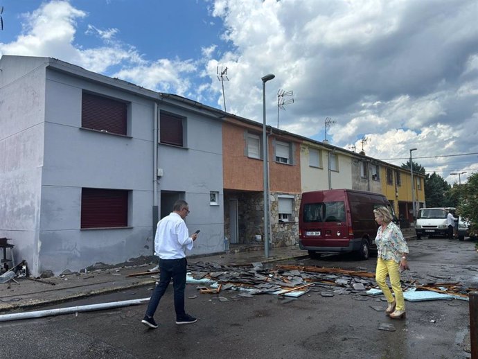 Dañios provocados por el tornado.