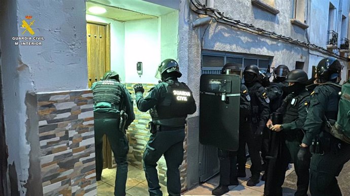 Archivo - Guardia Civil descabeza, con la detención de cuatro personas, la cadena de distribución de droga en La Rioja Oriental