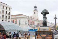 Almeida no da por perdidos los toldos en la Puerta del Sol este verano: "Tenemos la capacidad de poder hacerlo"