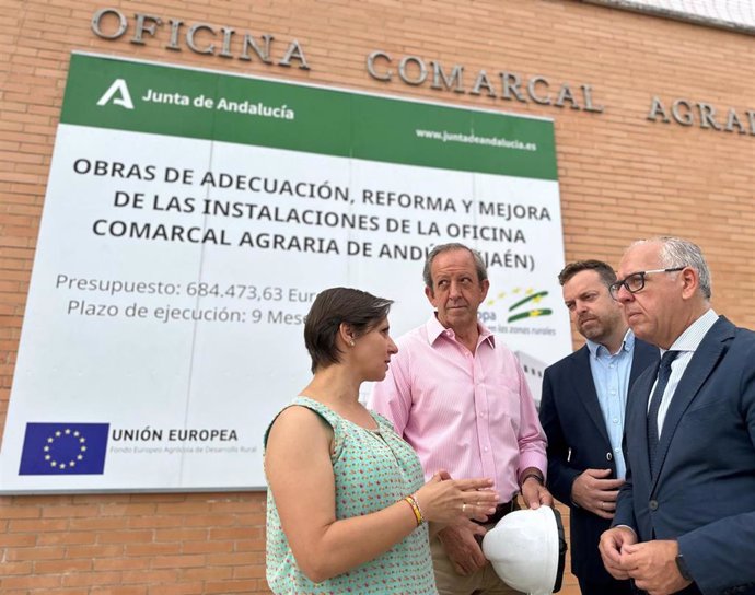 Visita a las obras de la Oficina Comarcal Agraria de Andújar.