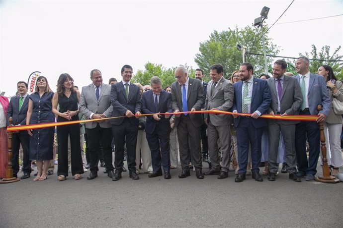 El presidente de Castilla-La Mancha, Emiliano García-Page, ha inaugurado, en Manzanares, la 62ª Feria Nacional del Campo (FERCAM).