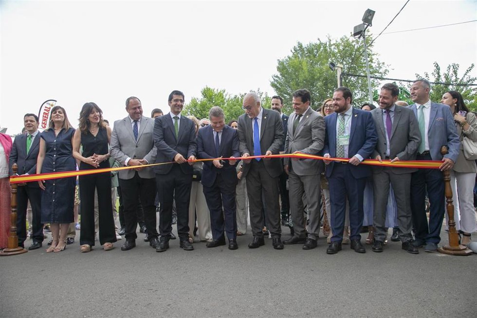 El presidente de Castilla-La Mancha, Emiliano García-Page, ha inaugurado, en Manzanares, la 62 Feria Nacional del Campo (FERCAM).