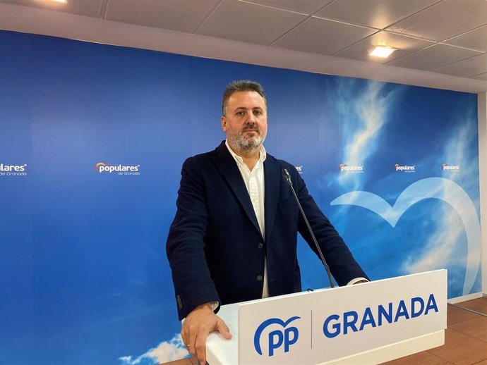 El vicesecretario de Política Sectorial del PP de Granada, Manuel Francisco García
