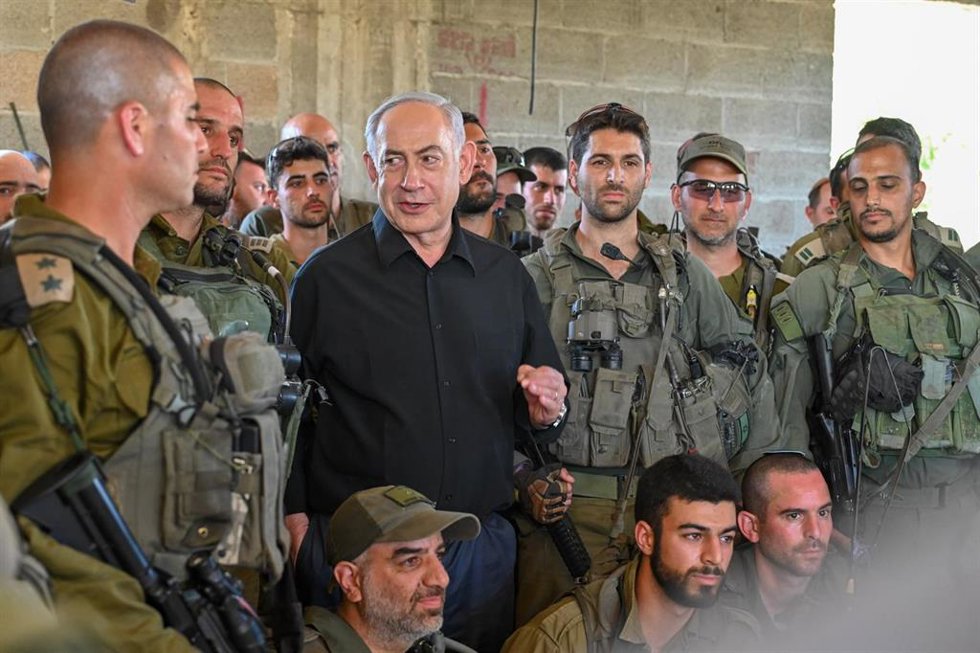 Benjamin Netanyahu.