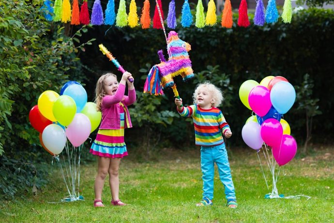 Archivo - Manualidades creativas: ideas paa hacer tu propia piñata