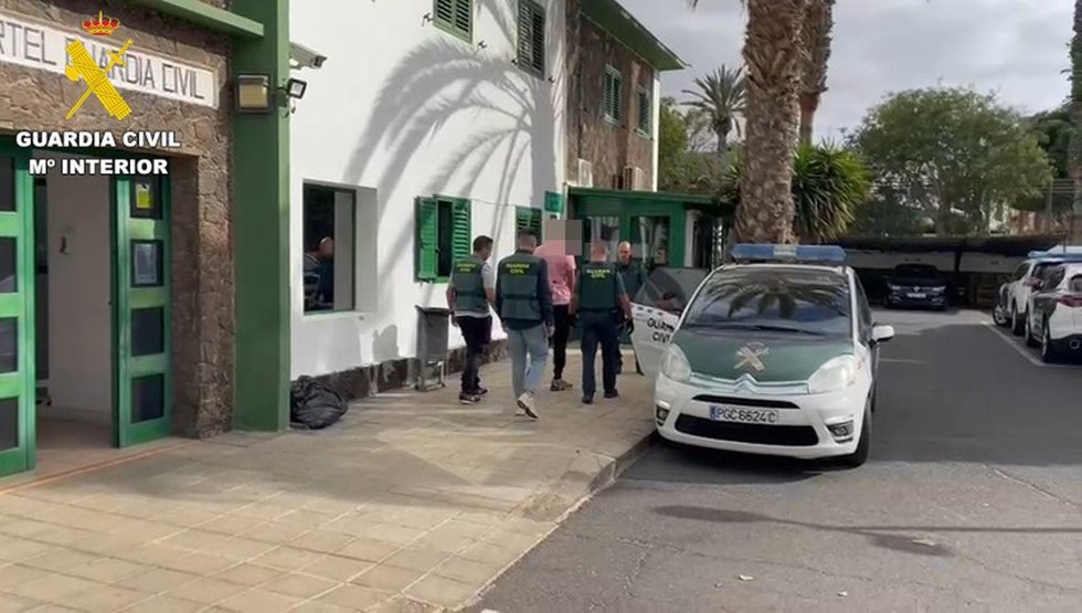 Detenidos cinco jóvenes e identificados otros cuatro por diez robos con violencia en Fuerteventura
