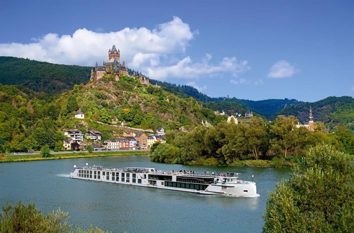 Riverside Luxury Cruises.