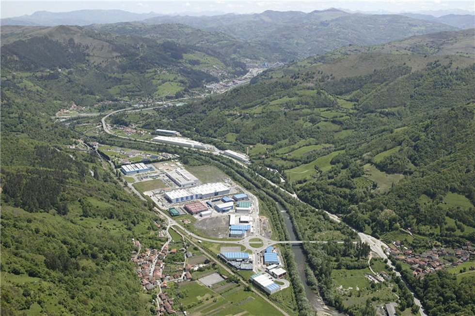 Polígono de Baiña, en Mieres