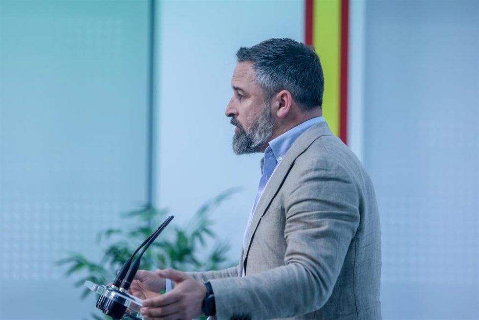 Archivo - El presidente de VOX, Santiago Abascal, durante una rueda de prensa, en la sede del partido, a 20 de mayo de 2024, en Madrid (España).