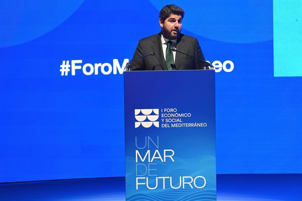 El presidente de la Comunidad, Fernando López Miras, ha dicho este jueves, durante su intervención en el I Foro Económico y Social del Mediterráneo, organizado por Prensa Ibérica y celebrado en el Palau de Congresos de Valencia