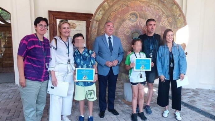 Turismo Costa del Sol ha desarrollado una campaña de concienciación turística dirigida a estudiantes de primaria en diferentes colegios de la provincia, que ha llegado, de forma global, a un centenar de clases y a 2.500 alumnos.