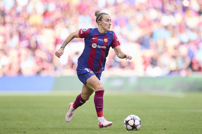 Archivo - Lucy Bronze of FC Barcelona in action during the UEFA Women's Champions League 2023/24 Final match between FC Barcelona and Olympique Lyonnais at San Mames on May 25, 2024, in Bilbao, Spain.