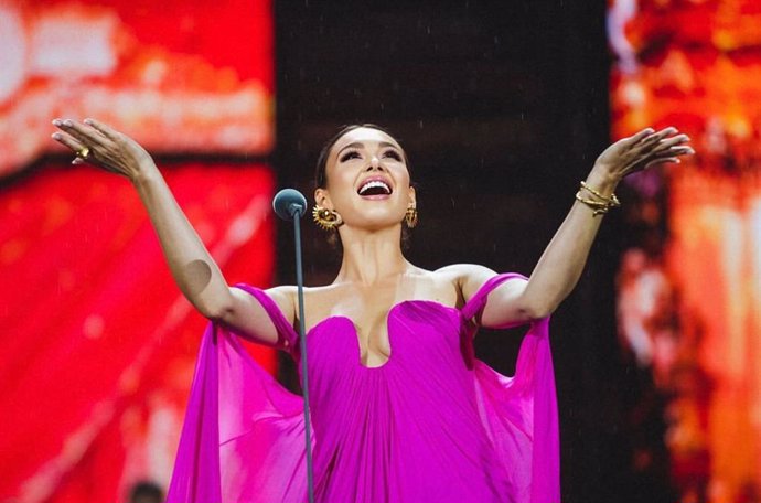 La soprano rusa Aida Garifullina: "Plácido Domingo le ha dado mucho a España y al mundo, merece el aprecio y el amor"