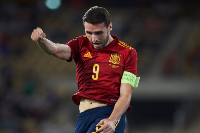 Abel Ruiz celebra un gol en un partido con la selección española Sub-21