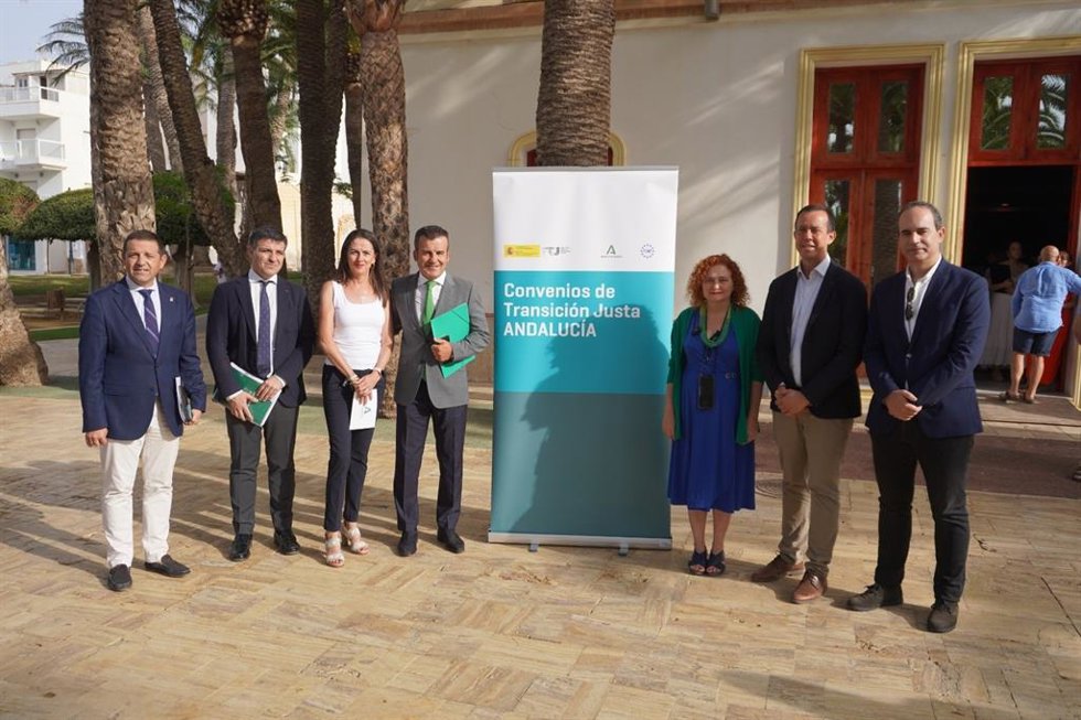 Presentación de las jornadas sobre transición justa en Carboneras (Almería).