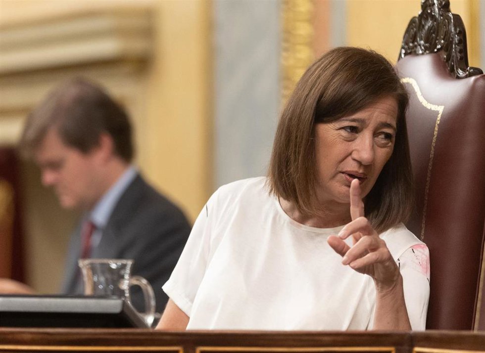 La presidenta del Congreso, Francina Armengol, durante una sesión plenaria en el Congreso de los Diputados