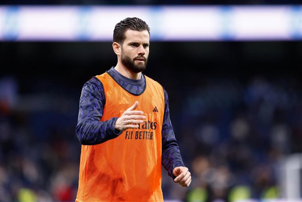 Archivo - Nacho Fernandez durante un calentamiento con el Real Madrid.