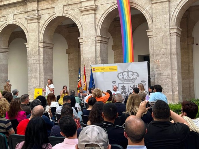 Acto institucional de la Delegación del Gobierno en la Comunitat Valenciana con motivo del Día Internacional del Orgullo LGTBI+