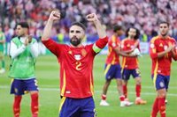 Dani Carvajal: "Nos miran por cómo jugamos, hemos sido superiores"