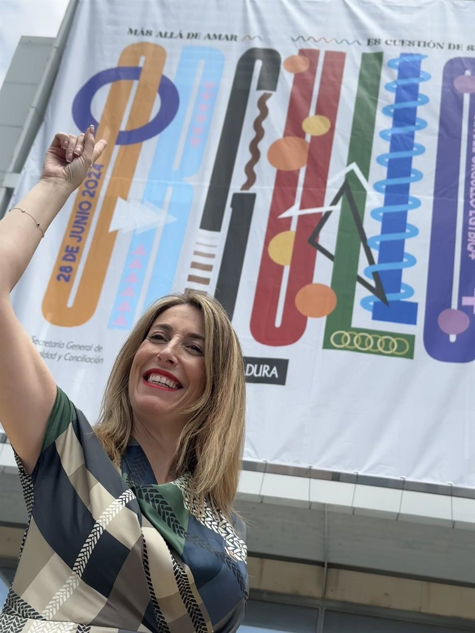 María Guardiola felicita el Día del Orgullo 2024